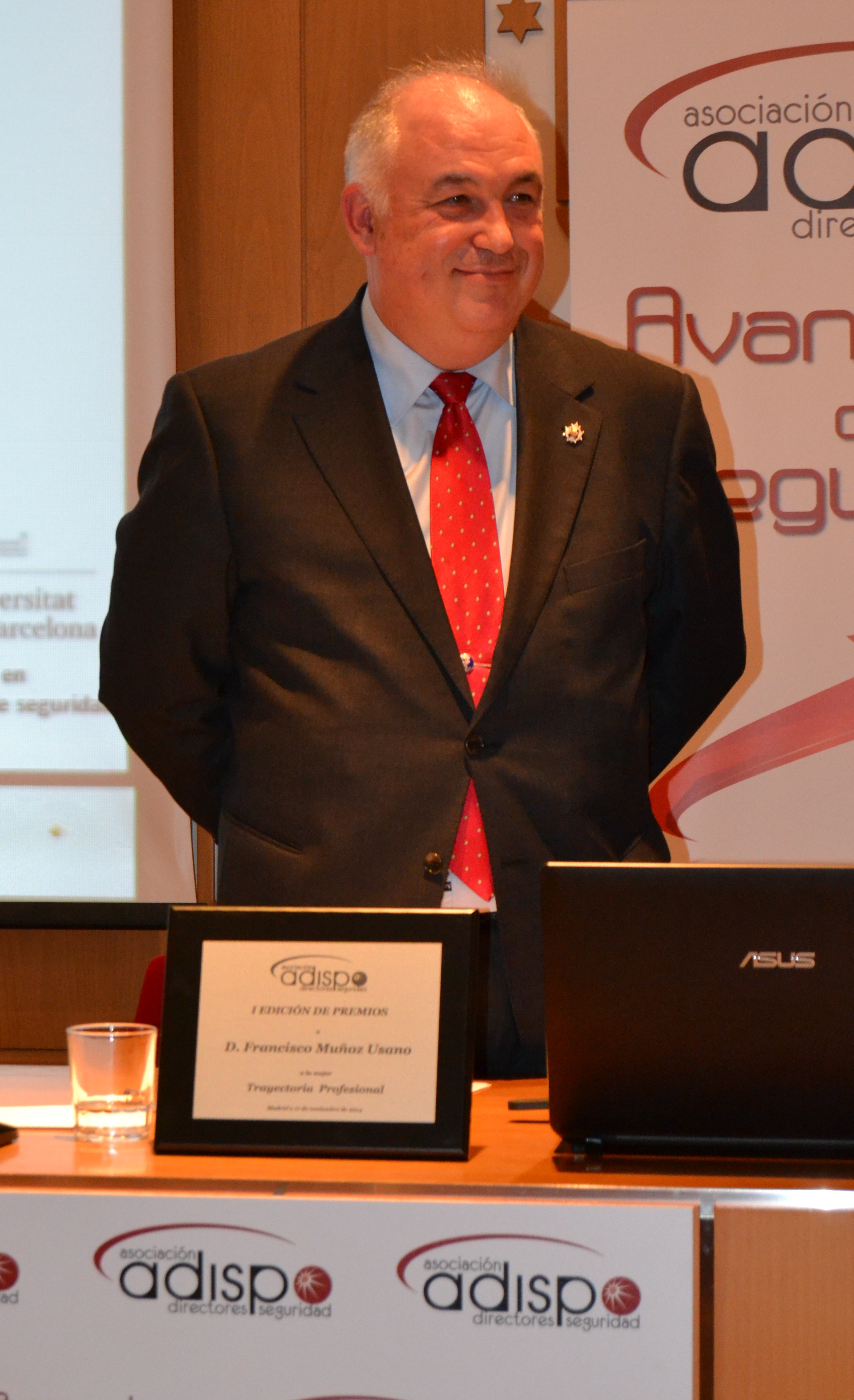 CIERRE_I_CURSO_PERITO_JUDICIAL_175_-_copia1.JPG